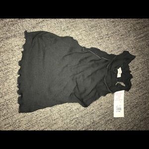 American Threads Wavy Crop Top